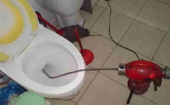 东莞马桶通下水
